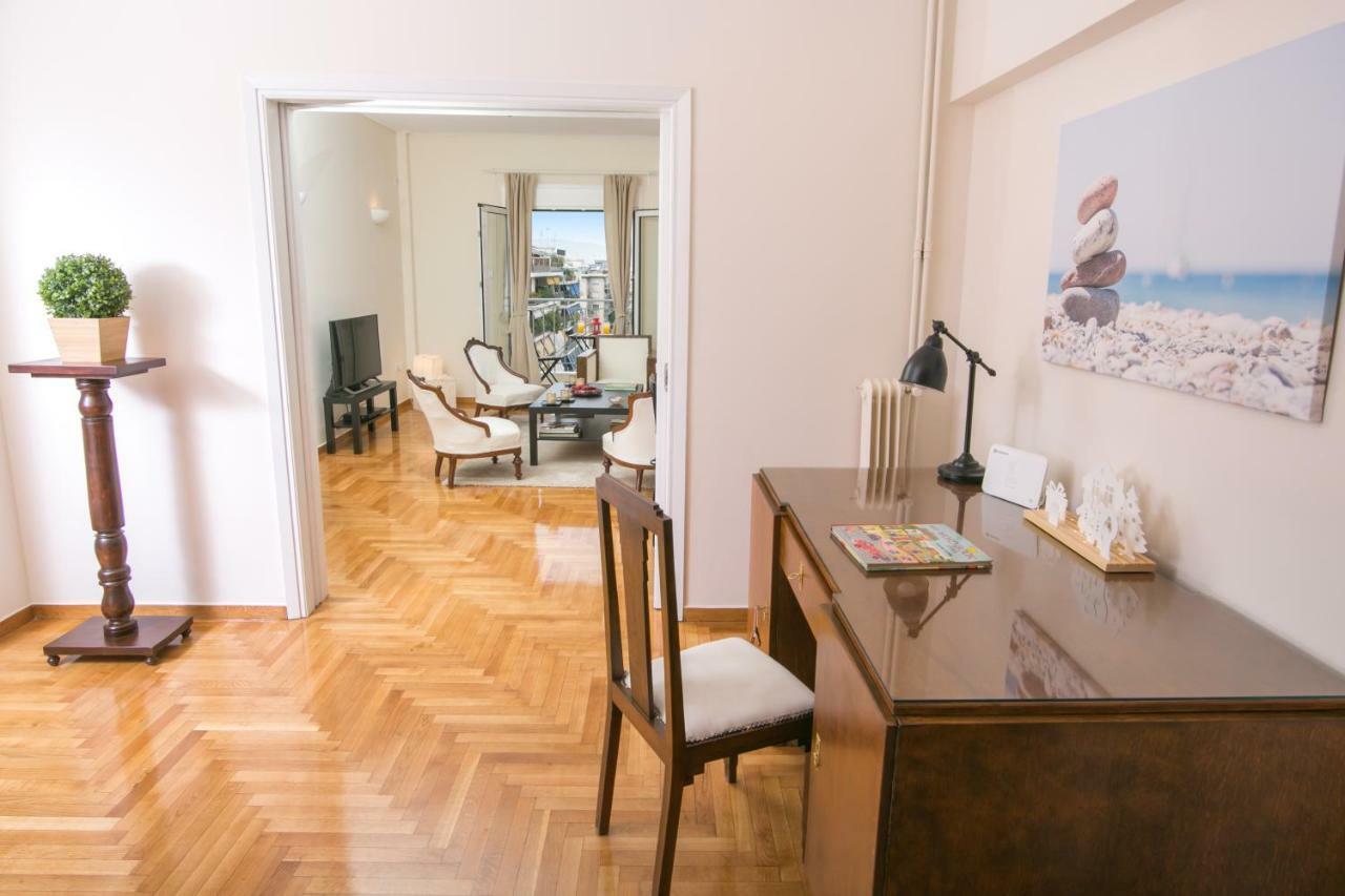 Apartamento Magnificent Luxury Retrostyle Flat Acropolis View Atenas Exterior foto
